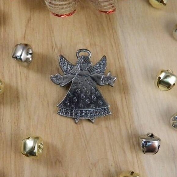 Vintage Angel Christmas Brooch, Vintage Christmas Brooch, Vintage Holiday Brooch - Picture 1 of 7